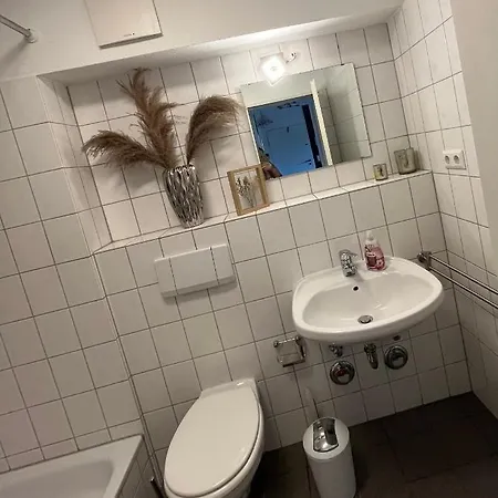 Apartment Mit Guten Anbindungen Maagdenburg Buitenkant foto